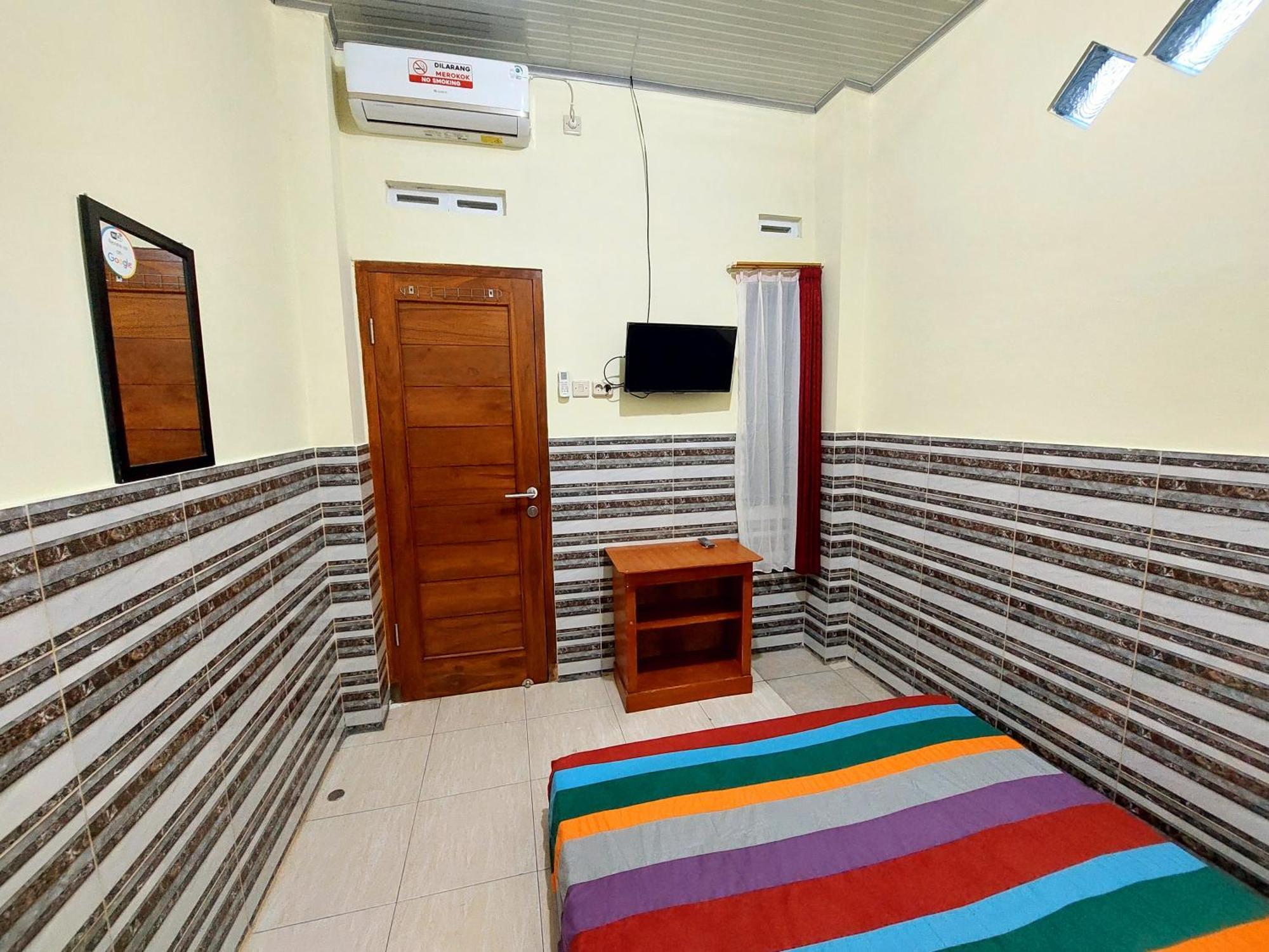 Griya Tugu Jogja Syariah Hotel Jogjacarta Quarto foto