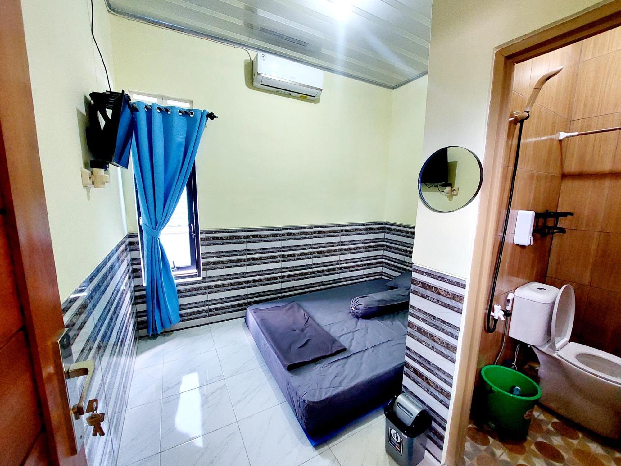 Griya Tugu Jogja Syariah Hotel Jogjacarta Exterior foto
